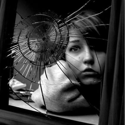 The_Broken_Mirror_RETOO bing free to share and use